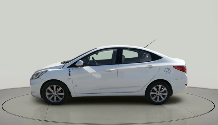 2013 Hyundai Verna FLUIDIC 1.6 CRDI SX, Diesel, Manual, 1,25,356 km, exterior