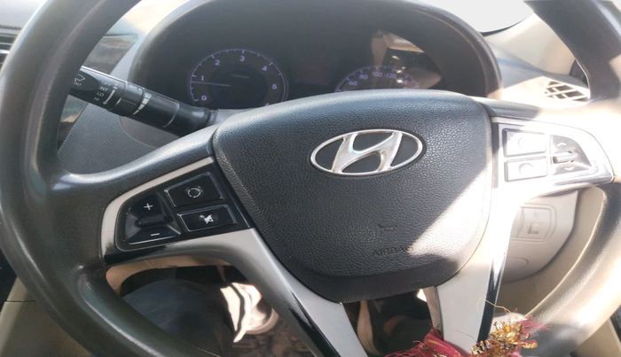 2013 Hyundai Verna FLUIDIC 1.6 CRDI SX, Diesel, Manual, 1,25,356 km, interior