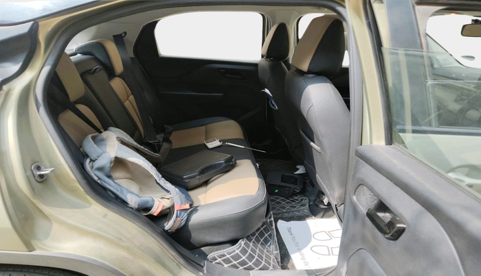 2022 Tata PUNCH CREATIVE 1.2 MT KAZIRANGA EDITION , Petrol, Manual, 17,148 km, interior