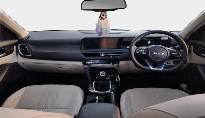 2024 KIA SELTOS HTX 1.5 Diesel MT, Diesel, Manual, 10,465 km, interior