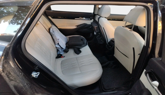 2024 KIA SELTOS HTX 1.5 Diesel MT, Diesel, Manual, 10,465 km, interior