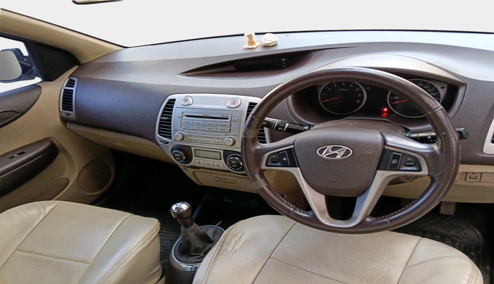 2010 Hyundai i20 SPORTZ 1.2, Petrol, Manual, 37,328 km, interior