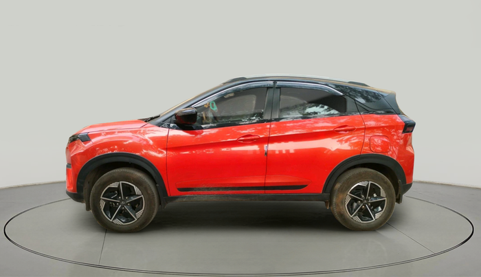 2024 Tata NEXON Fearless Plus (PS) 1.2 iCNG 6MT Dual Tone, Petrol, Manual, 5,430 km, exterior