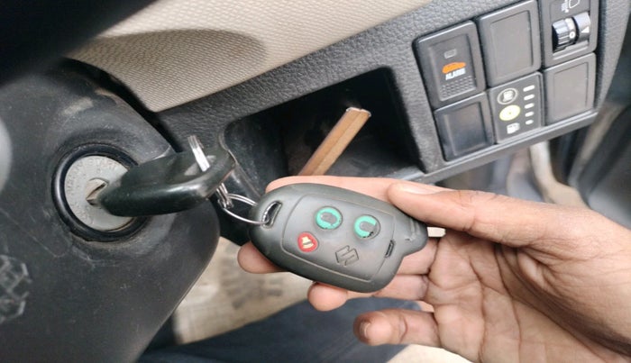 2014 Maruti Wagon R 1.0 LXI CNG, Petrol, Manual, 1,43,760 km, interior