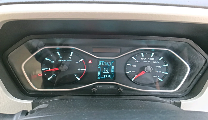 2020 Mahindra Scorpio S9, Diesel, Manual, 49,307 km, interior