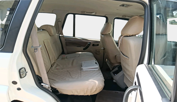 2020 Mahindra Scorpio S9, Diesel, Manual, 49,307 km, interior