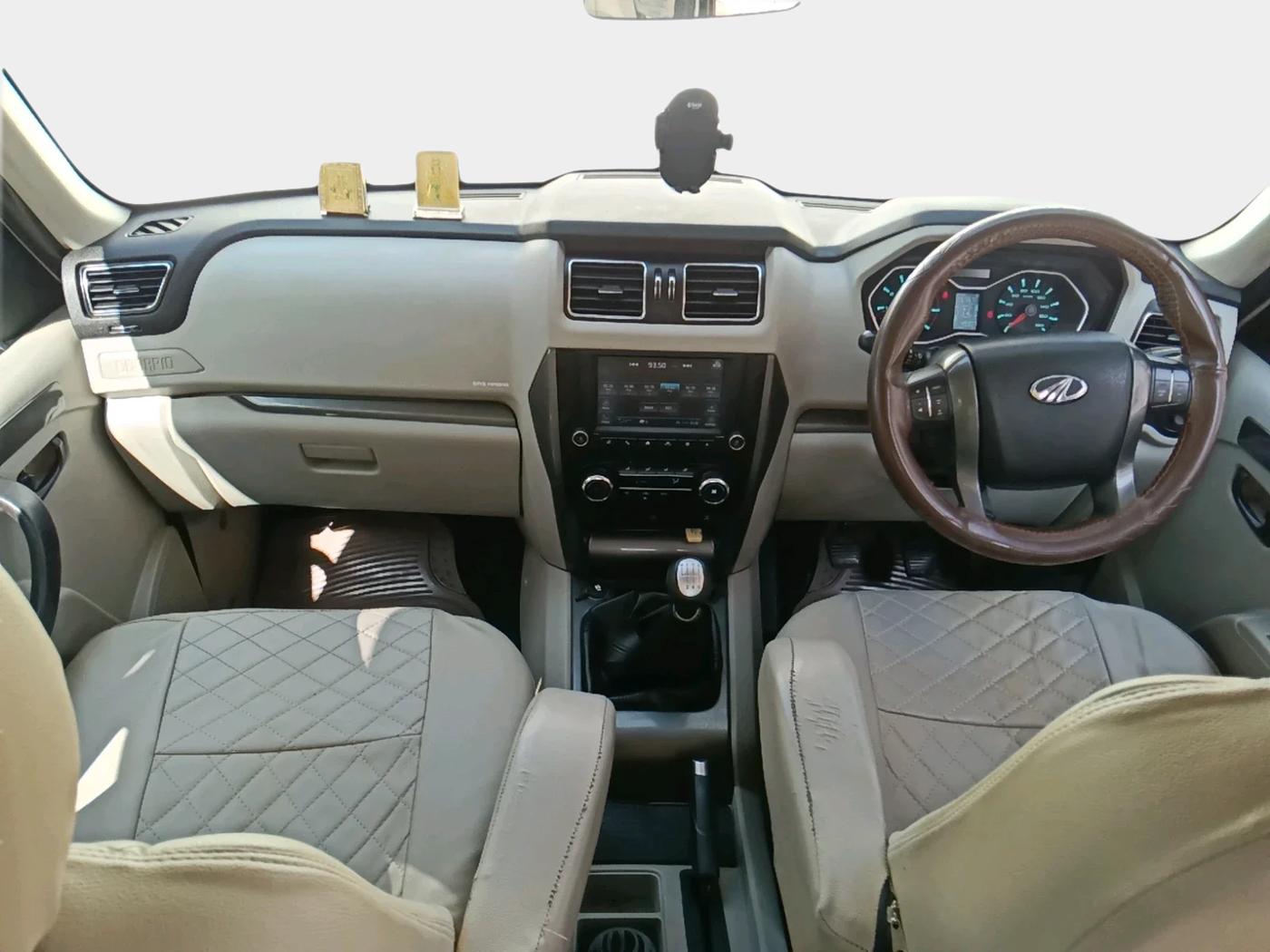 2020 Mahindra Scorpio S9, Diesel, Manual, 49,307 km, interior