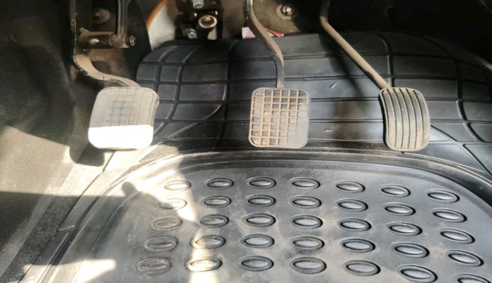 2011 Tata Indica Vista AURA QUADRAJET, Diesel, Manual, 77,814 km, interior