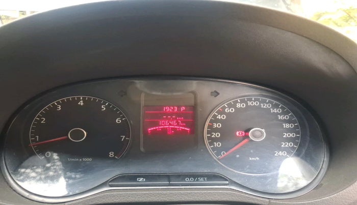 2013 Volkswagen Vento HIGHLINE PETROL AT, Petrol, Automatic, 1,06,467 km, interior