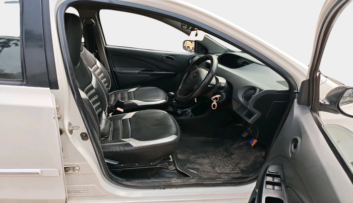2012 Toyota Etios GD, Diesel, Manual, 2,22,948 km, interior