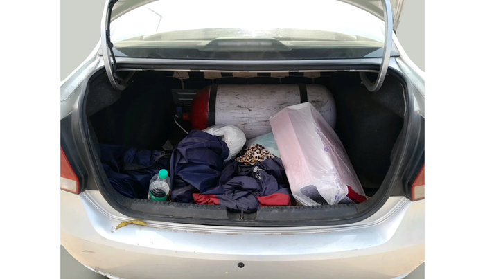 2011 Volkswagen Vento HIGHLINE 1.6 MPI, Petrol, Manual, 74,819 km, exterior