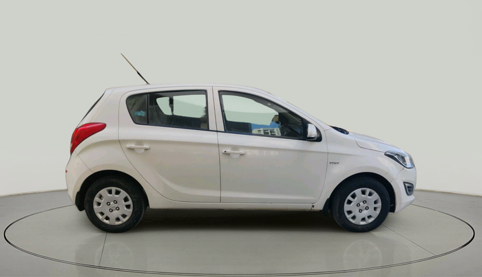 2014 Hyundai i20 MAGNA 1.2, Petrol, Manual, 77,019 km, exterior