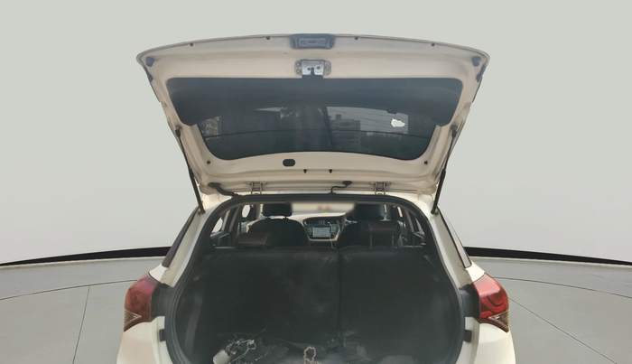 2016 Hyundai Elite i20 ASTA 1.4 CRDI (O), Diesel, Manual, 1,52,649 km, exterior