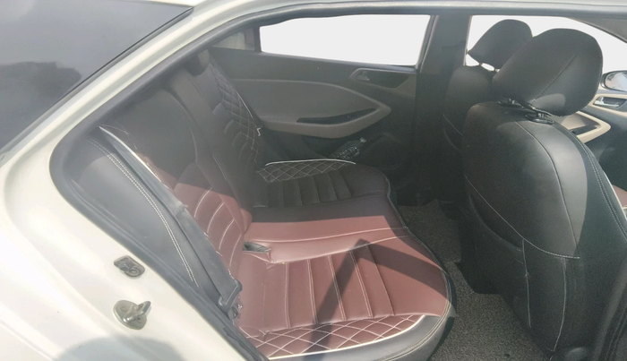 2016 Hyundai Elite i20 ASTA 1.4 CRDI (O), Diesel, Manual, 1,52,649 km, interior