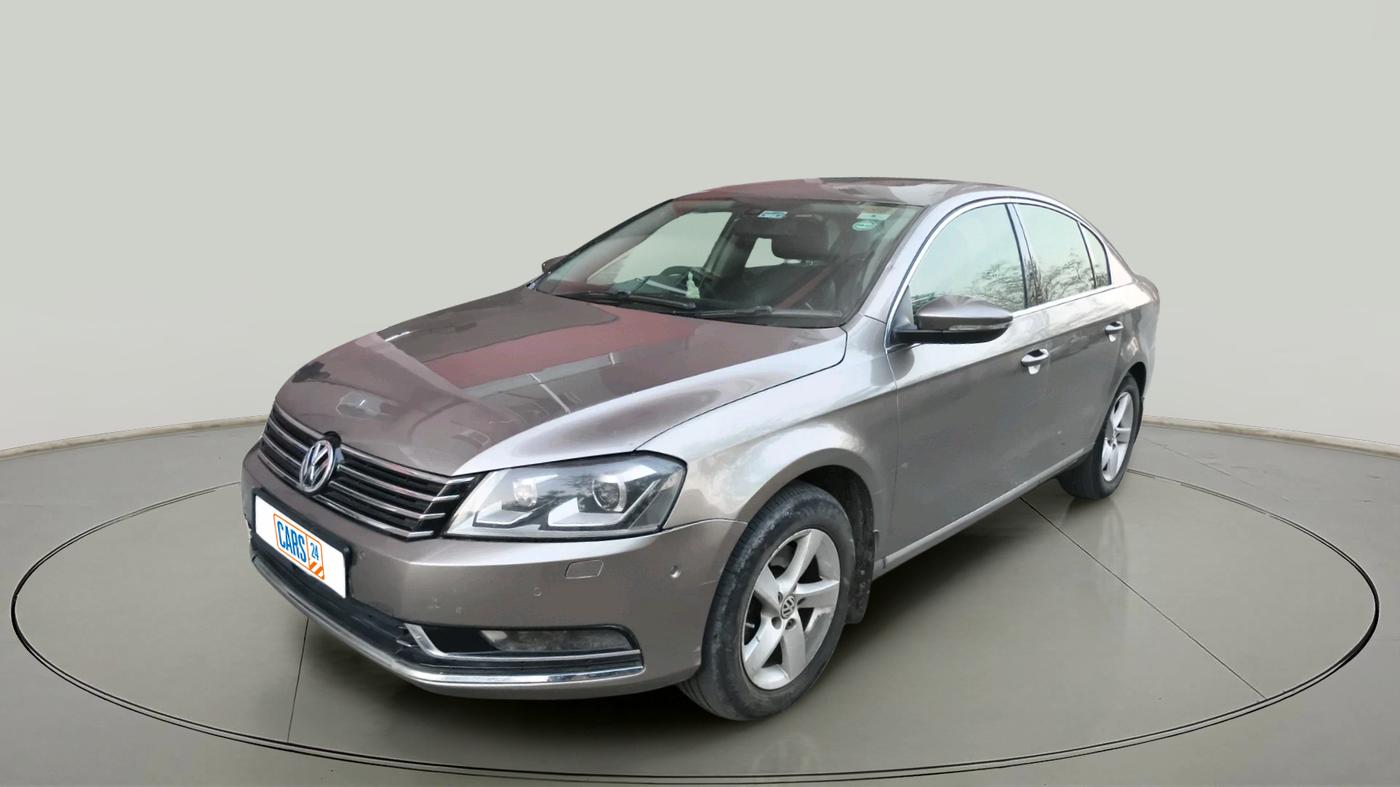 2012 Volkswagen Passat HIGHLINE DSG, Diesel, Automatic, 1,26,453 km, exterior