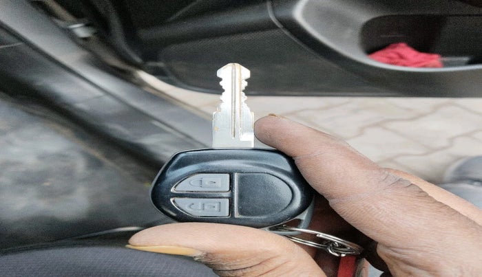 2014 Maruti Swift VXI, Petrol, Manual, 1,27,439 km, interior