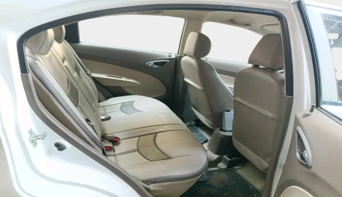 2013 Chevrolet Sail 1.2 LS ABS, Petrol, Manual, 22,780 km, interior