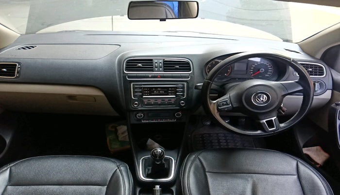 2014 Volkswagen Polo HIGHLINE1.2L, Petrol, Manual, 55,056 km, interior