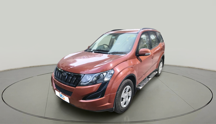 2017 Mahindra XUV500 W6, Diesel, Manual, 72,155 km, exterior