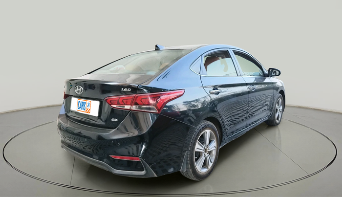 2018 Hyundai Verna 1.6 SX (O) CRDI MT, Diesel, Manual, 1,30,896 km, exterior