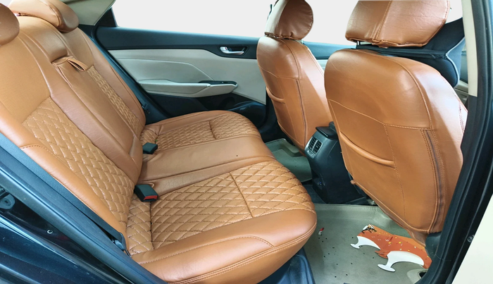 2018 Hyundai Verna 1.6 SX (O) CRDI MT, Diesel, Manual, 1,30,896 km, interior