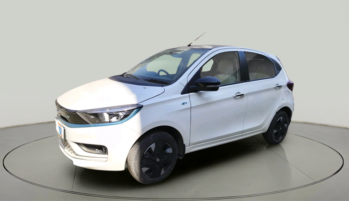 2023 Tata TIAGO EV XZ PLUS TECH LUX LONG RANGE, Electric, Automatic, 28,236 km, exterior