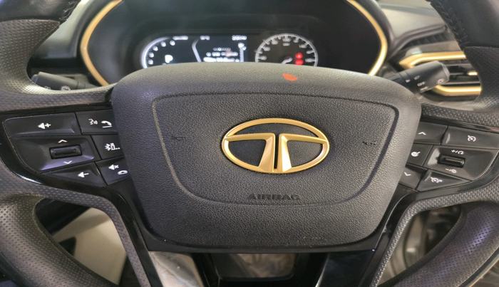 2023 Tata Safari XZA PLUS, Diesel, Automatic, 71,799 km, interior
