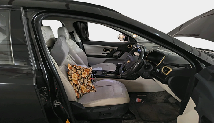 2023 Tata Safari XZA PLUS, Diesel, Automatic, 71,799 km, interior