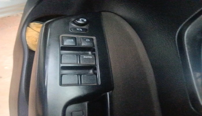 2016 Maruti Swift VDI ABS, Diesel, Manual, 66,990 km, interior