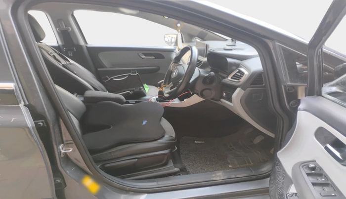 2021 Tata ALTROZ XZ PETROL, Petrol, Manual, 24,950 km, interior