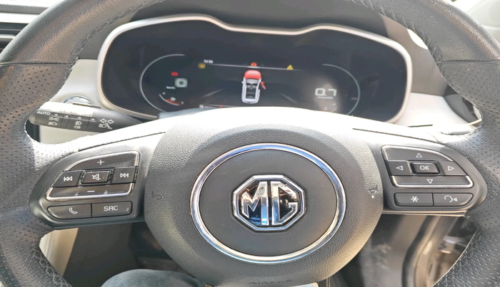 2023 MG ASTOR SHARP 1.5 CVT, Petrol, Automatic, 15,768 km, interior