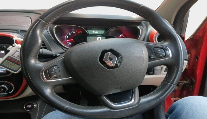 2018 Renault Captur RXT DIESEL DUAL TONE, Diesel, Manual, 23,092 km, interior