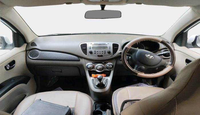 2013 Hyundai i10 SPORTZ 1.2, Petrol, Manual, 60,881 km, interior