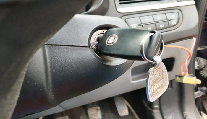 2011 Fiat Grand Punto Emotion 1.3, Diesel, Manual, 1,30,000 km, interior