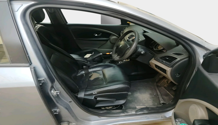 2011 Renault Fluence 1.5 E2, Diesel, Manual, 99,999 km, interior