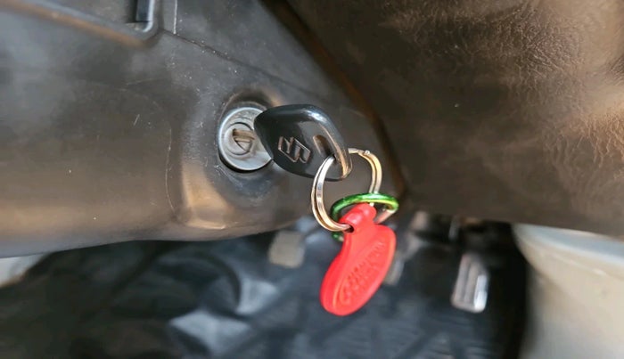 2018 Maruti Eeco 5 STR WITH A/C+HTR CNG, Petrol, Manual, 67,378 km, interior