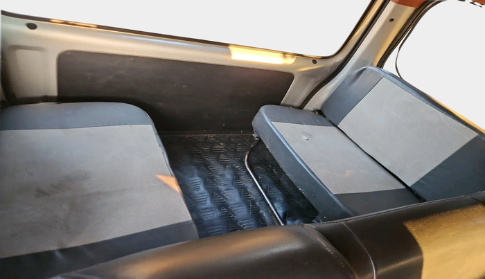 2018 Maruti Eeco 5 STR WITH A/C+HTR CNG, Petrol, Manual, 67,378 km, interior