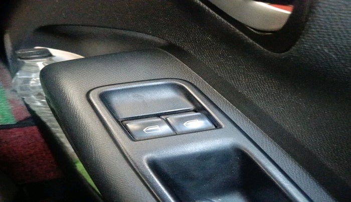 2023 CITROEN E C3 FEEL, Electric, Automatic, 56,812 km, interior