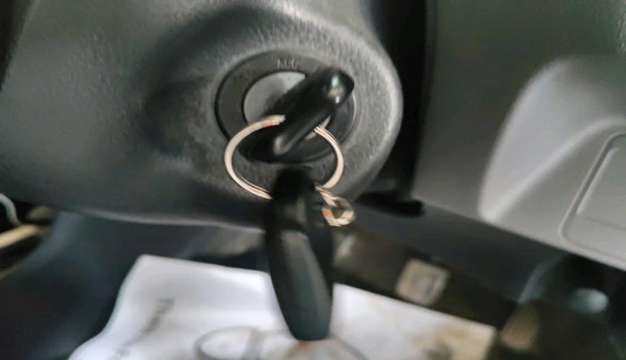 2011 Toyota Etios Liva V, Petrol, Manual, 59,824 km, interior