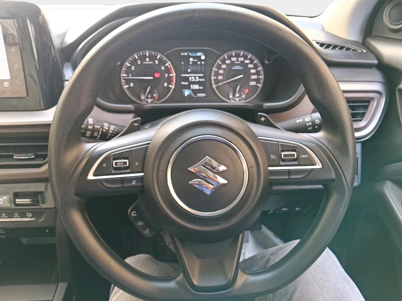 2024 Maruti BREZZA ZXI AT SMART HYBRID, Petrol, Automatic, 18,459 km, interior