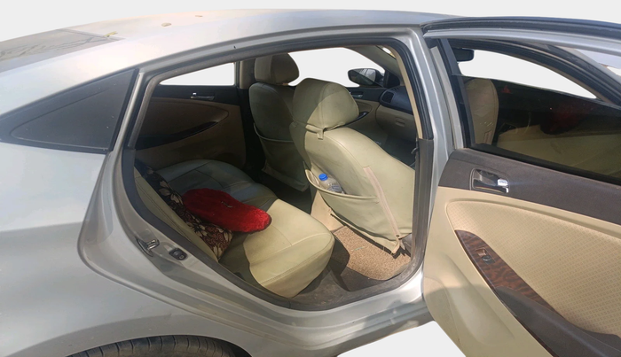 2011 Hyundai Verna FLUIDIC 1.6 VTVT SX OPT AT, Petrol, Automatic, 1,22,988 km, interior