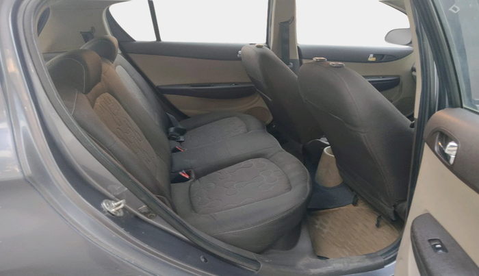 2010 Hyundai i20 MAGNA 1.4 CRDI, Diesel, Manual, 1,49,033 km, interior