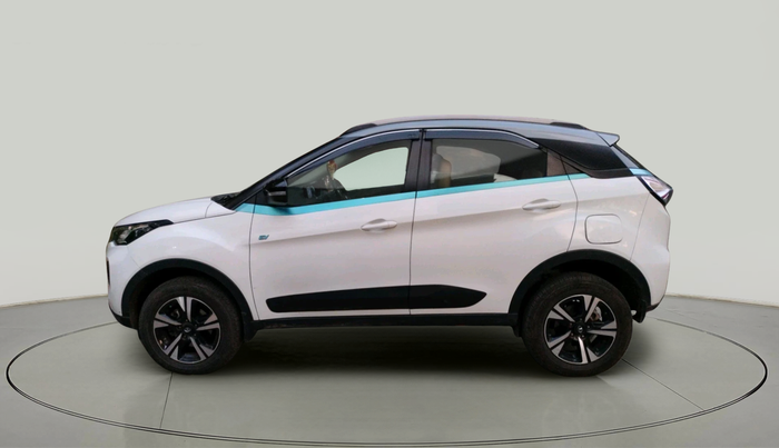 2022 Tata NEXON EV XZ PLUS LUX, Electric, Automatic, 80,833 km, exterior