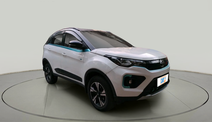 2022 Tata NEXON EV XZ PLUS LUX, Electric, Automatic, 80,833 km, exterior