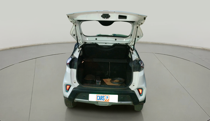 2022 Tata NEXON EV XZ PLUS LUX, Electric, Automatic, 80,833 km, exterior