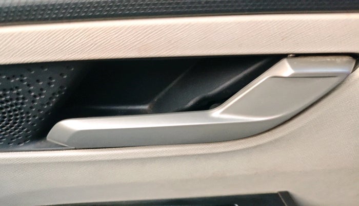 2023 Tata ALTROZ XZ CNG, Petrol, Manual, 31,182 km, interior