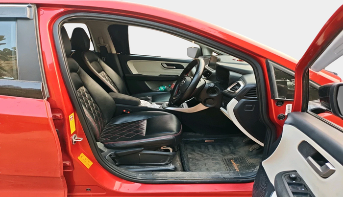 2023 Tata ALTROZ XZ CNG, Petrol, Manual, 31,182 km, interior