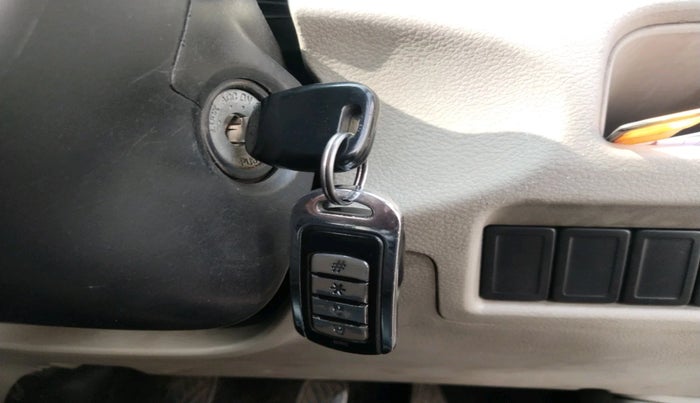 2016 Maruti Celerio VXI, Petrol, Manual, 89,880 km, interior