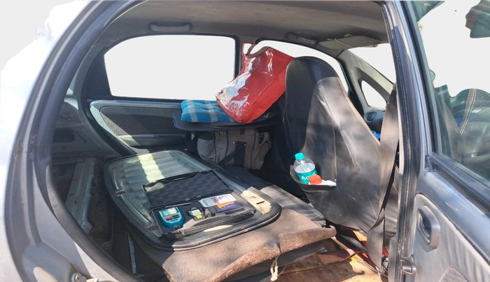 2010 Tata Nano LX, Petrol, Manual, 1,27,950 km, interior