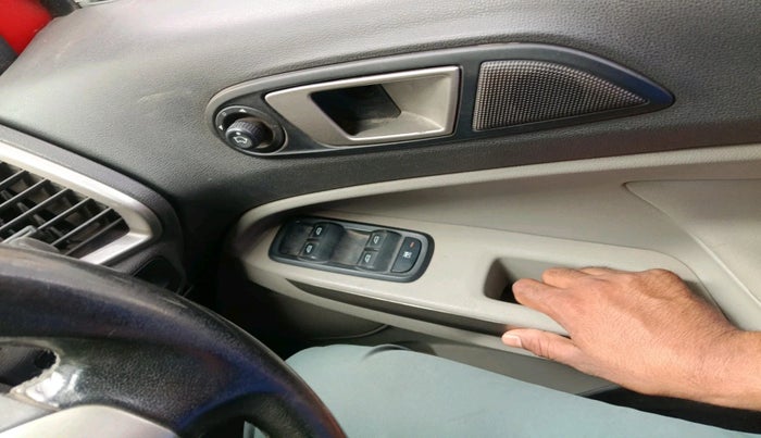 2013 Ford Ecosport TITANIUM 1.0L ECOBOOST, Petrol, Manual, 94,344 km, interior